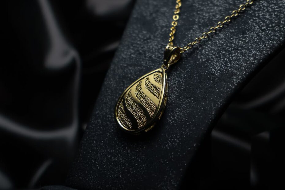 Cash for Gold Necklace: Your Stylish Investment